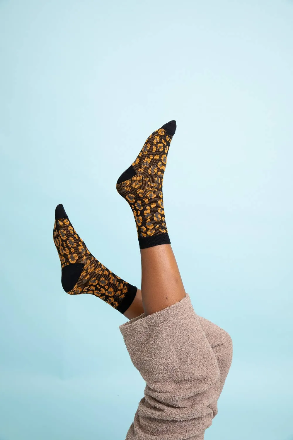  Soft Animal Print Leopard Knit Socks  Perfect for Winter